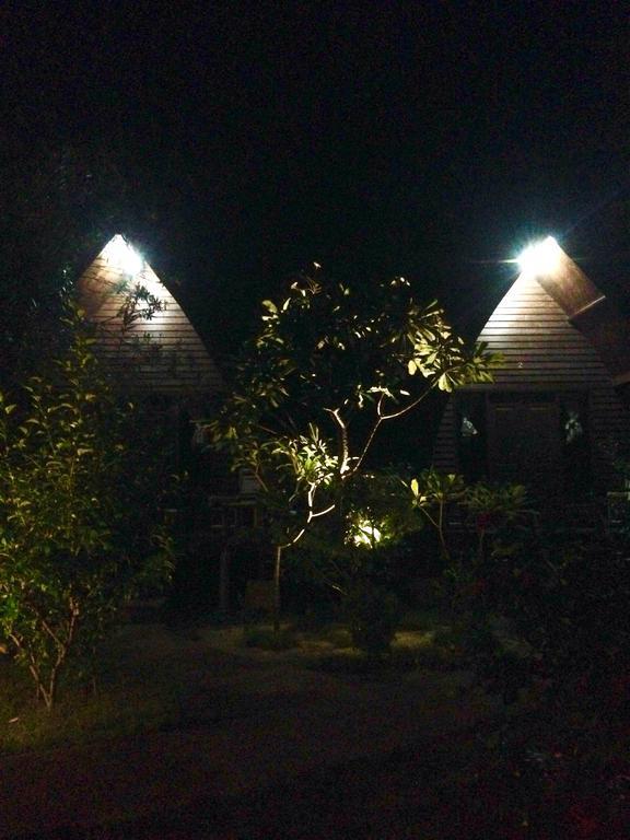 גילי מנו Gili Garden Bungalow מראה חיצוני תמונה