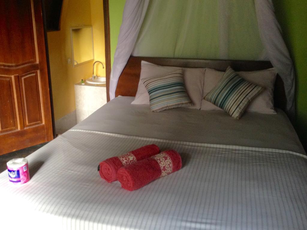 גילי מנו Gili Garden Bungalow מראה חיצוני תמונה