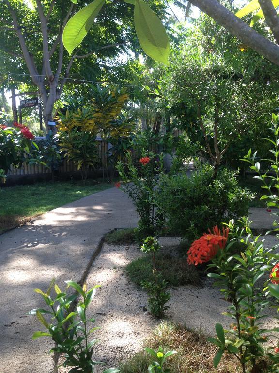 גילי מנו Gili Garden Bungalow מראה חיצוני תמונה